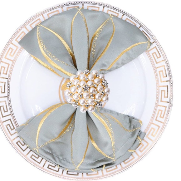 2 PCS Pearl Rhinestone Napkin Rings Holder Gems Holiday Decoration 1 ¾" x 1 ¾" - Picture 1 of 5